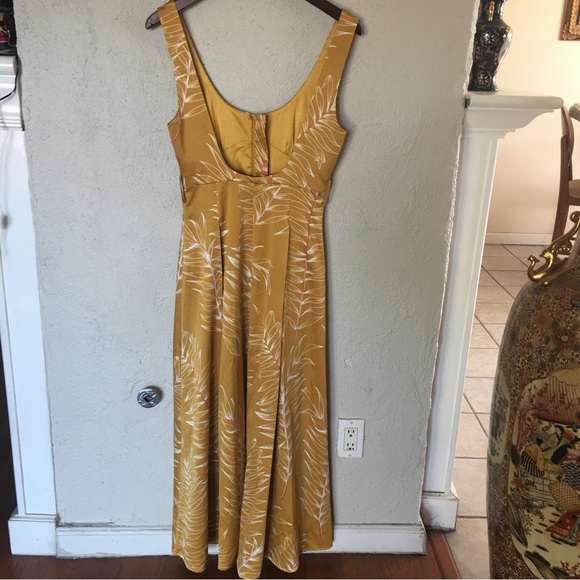 Camila Coelho Belmira Maxi Dress Gold Tropical - Picture 4 of 8